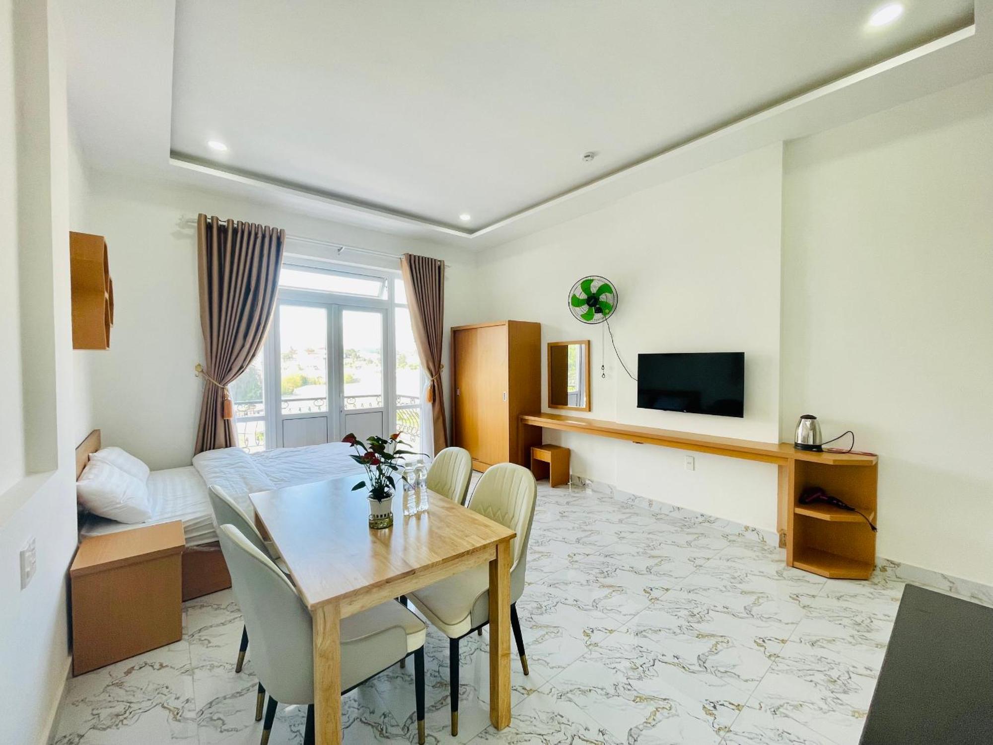 Van Minh-G Hotel Dalat Bagian luar foto