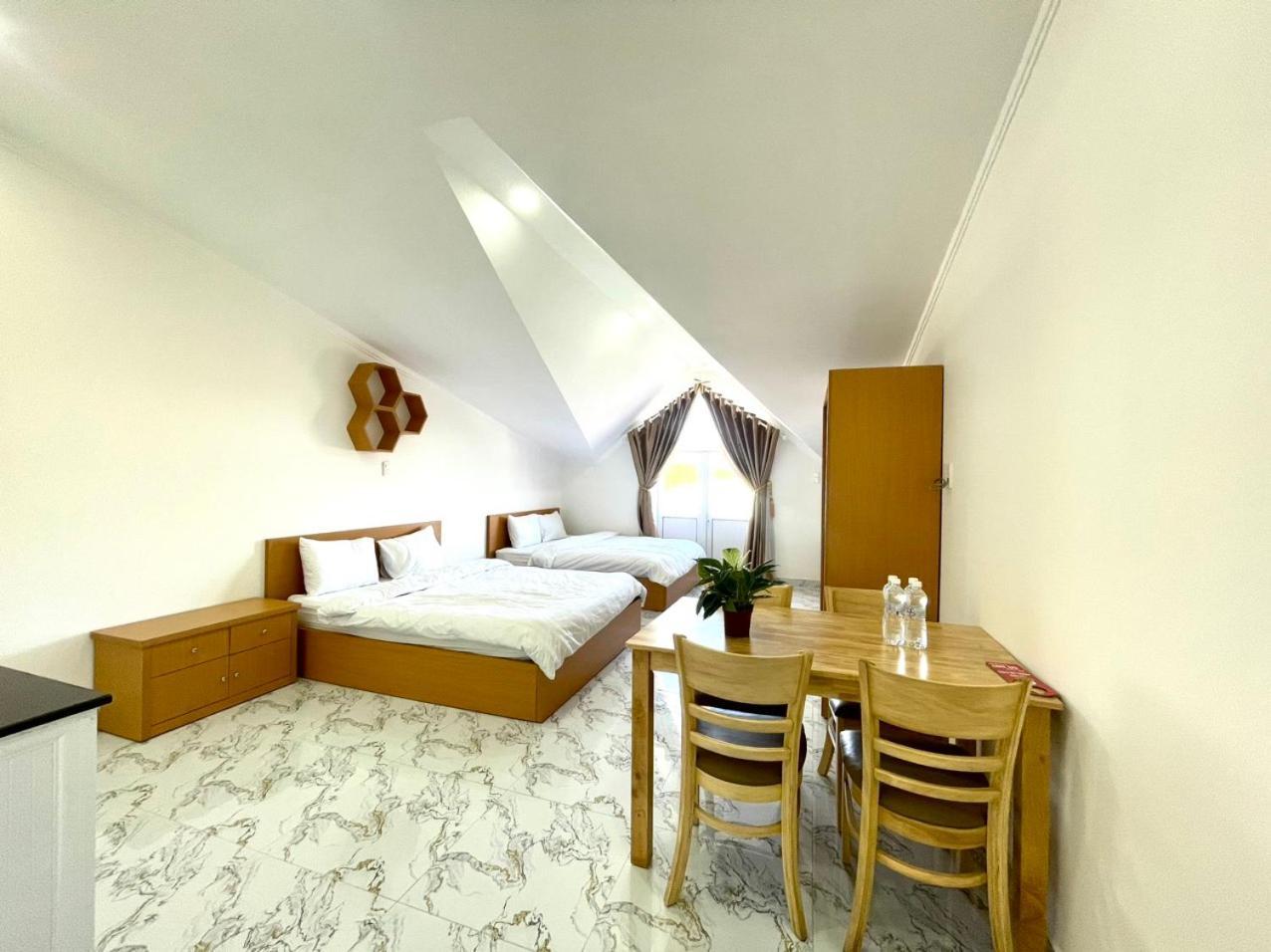 Van Minh-G Hotel Dalat Bagian luar foto